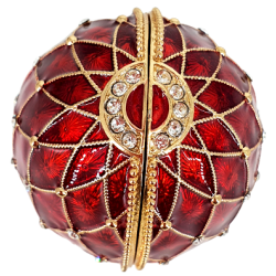 COPIE DE L’ŒUF DE FABERGÉ AVEC DE COURONNE.