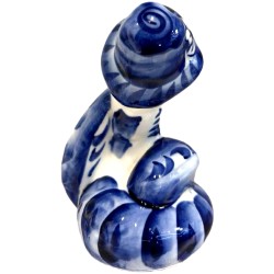 Figurine pour l'intérieur "Le serpent avec chapeau" -talisman de l'année.